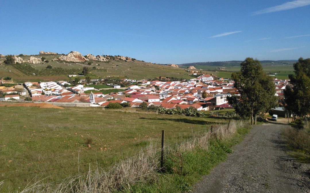 Vistas de Peñarroya-Pueblonuevo y del Peñón
