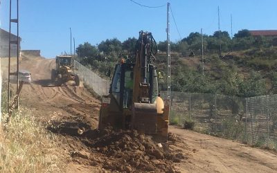 Se realizan mejoras en el camino prolongación de calle Mezquita