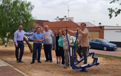 EL AYUNTAMIENTO INSTALA UN PARQUE BIOSALUDABLE EN LA BARRIADA DEL CERRO