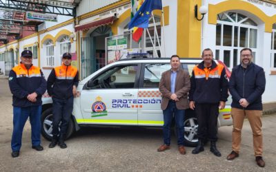 El Ayuntamiento dota de un nuevo vehículo a protección civil