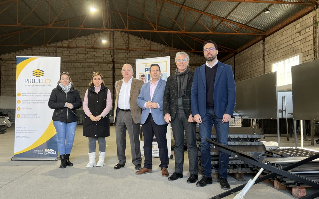 Fundación PRODE inaugura una fábrica de elevadores de camas eléctricos en Peñarroya-Pueblonuevo