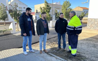 El Ayuntamiento acomete el asfaltado de las calles perpendiculares a Maestro José Torrellas