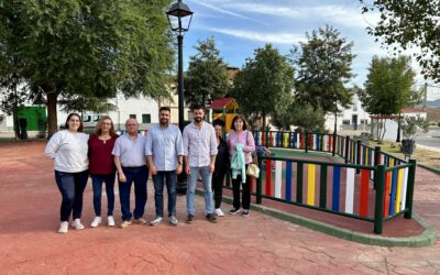 El Ayuntamiento mejora la zona infantil del parque San Miguel