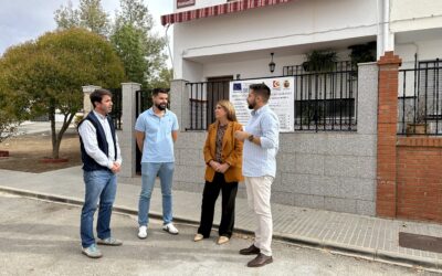 La calle Hontanilla cuenta con acerado y red de abastecimiento de agua renovados tras las obras PFEA