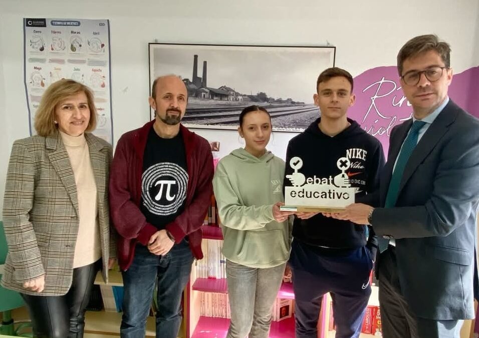 VISITA DEL DELEGADO TERRITORIAL A LOS INSTITUTOS DE NUESTRA LOCALIDAD